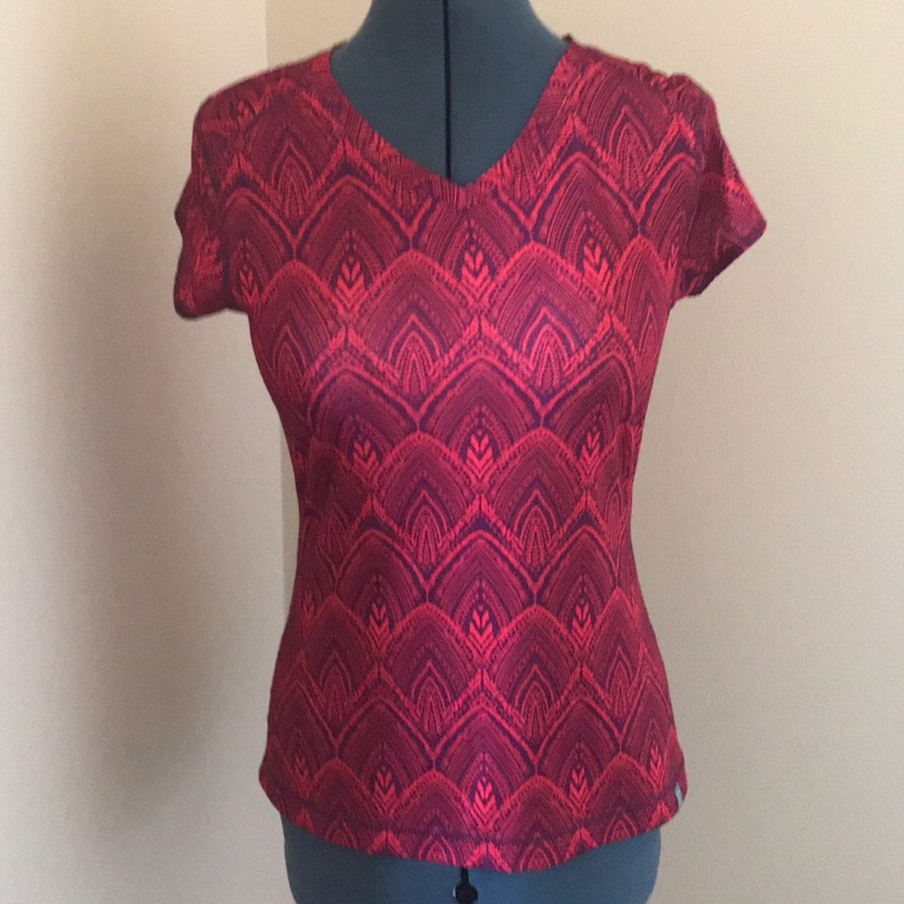 Awesome Looking Little Summer Top